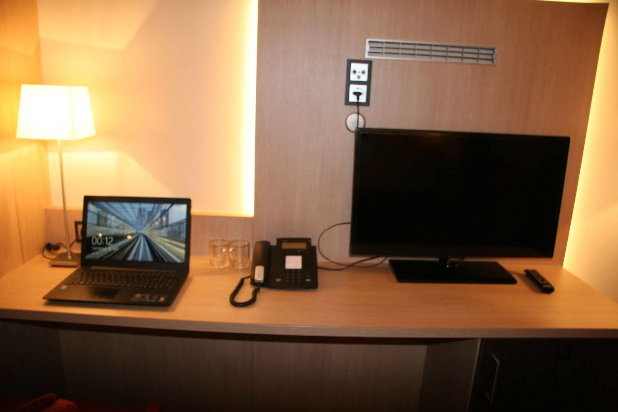 Hotel Fortune Köln Eksteriør billede